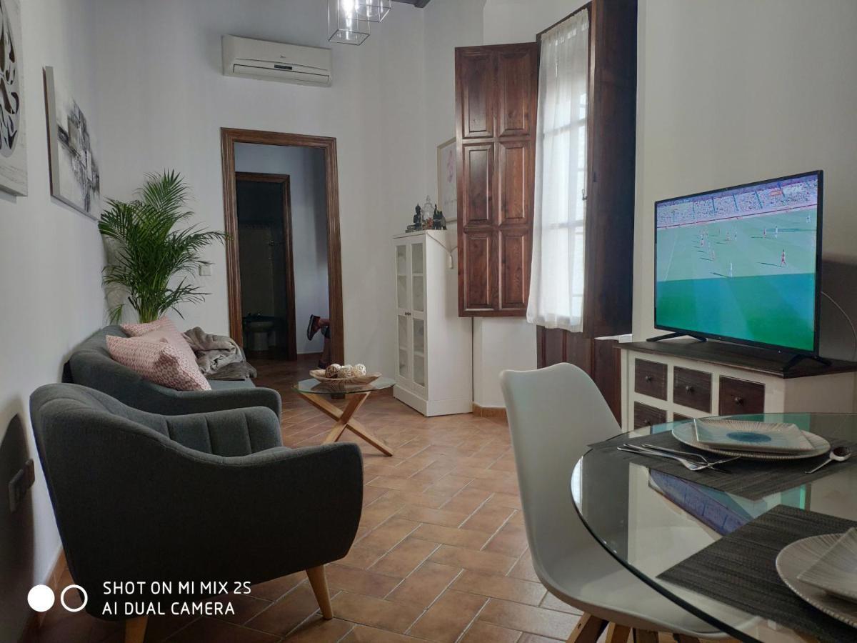 Casa En La Juderia Διαμέρισμα Καρμόνα Εξωτερικό φωτογραφία